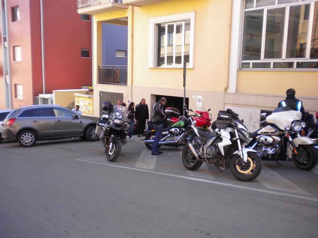 Ida Hotel